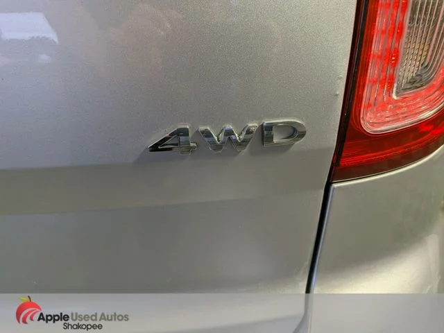 Used 2011 Silver Ford XLT image 8