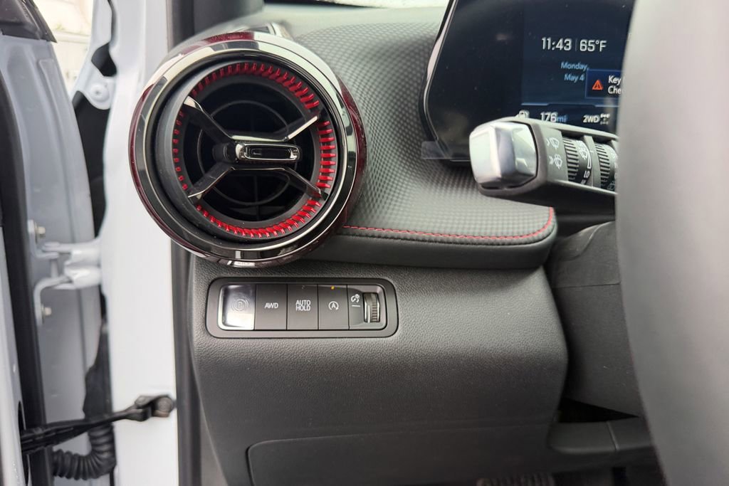 Used 2026 Polar White Tricoat Chevrolet RS image 17