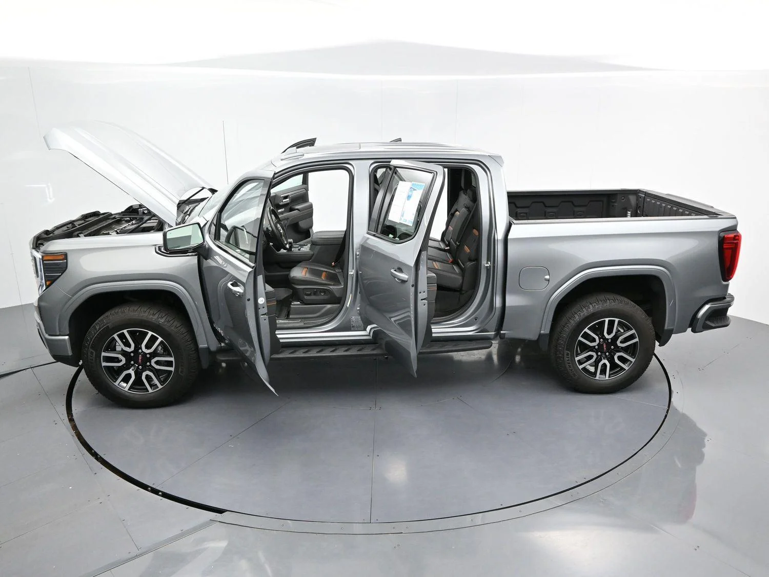 Used 2024 Sterling Metallic GMC AT4 image 43