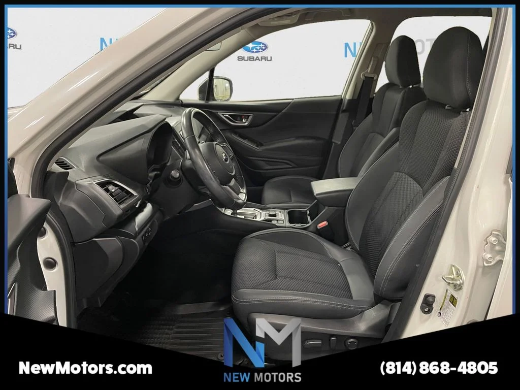 Used 2021 Crystal White Pearl Subaru Premium image 9
