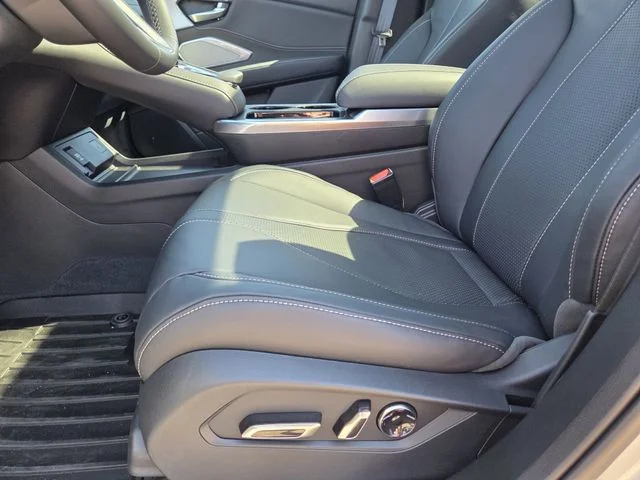 New 2026 Solar Silver Metallic Acura w/Technology Package image 11