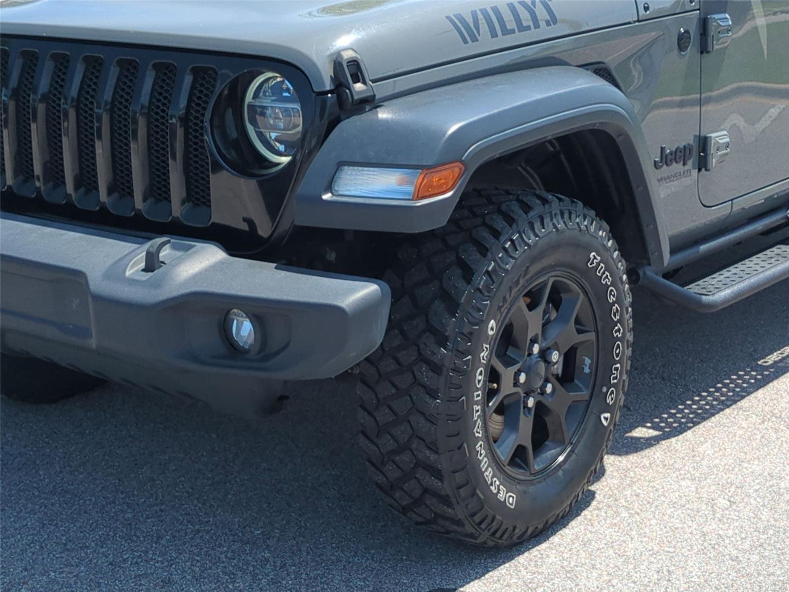 Used 2020 Sting-Gray Clearcoat Jeep Willys image 9