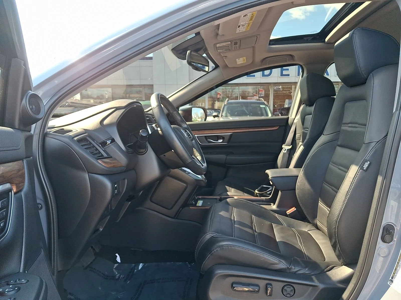2022 Honda CR-V Touring - Photo 14