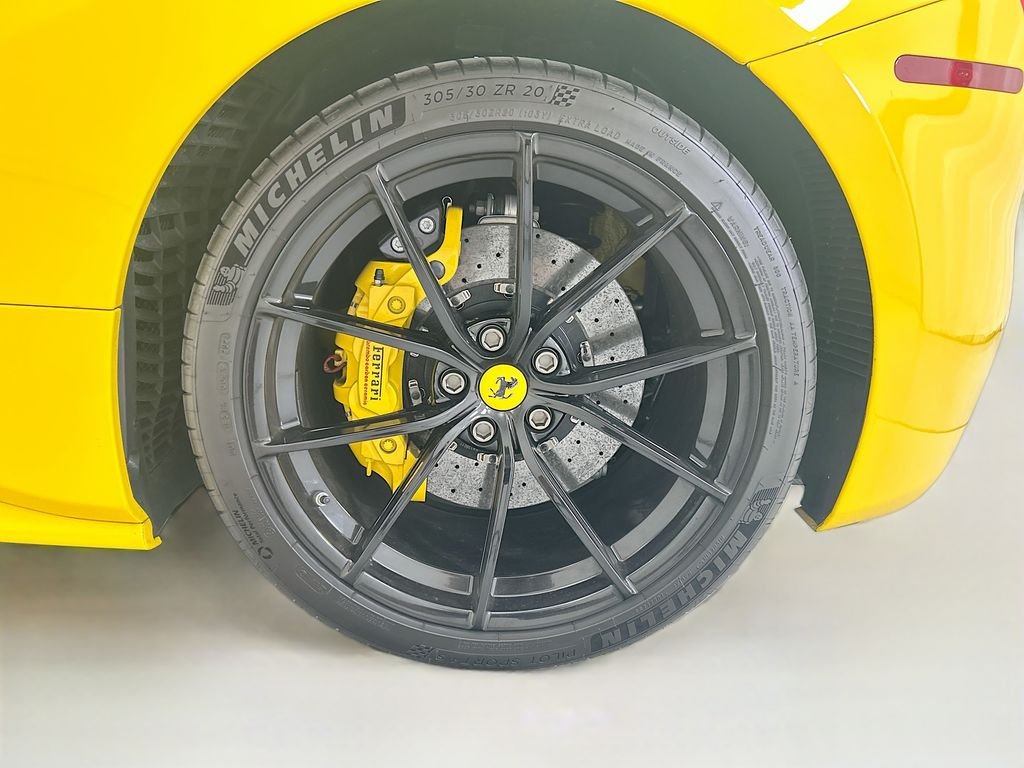 Used 2017 Yellow Ferrari  image 34