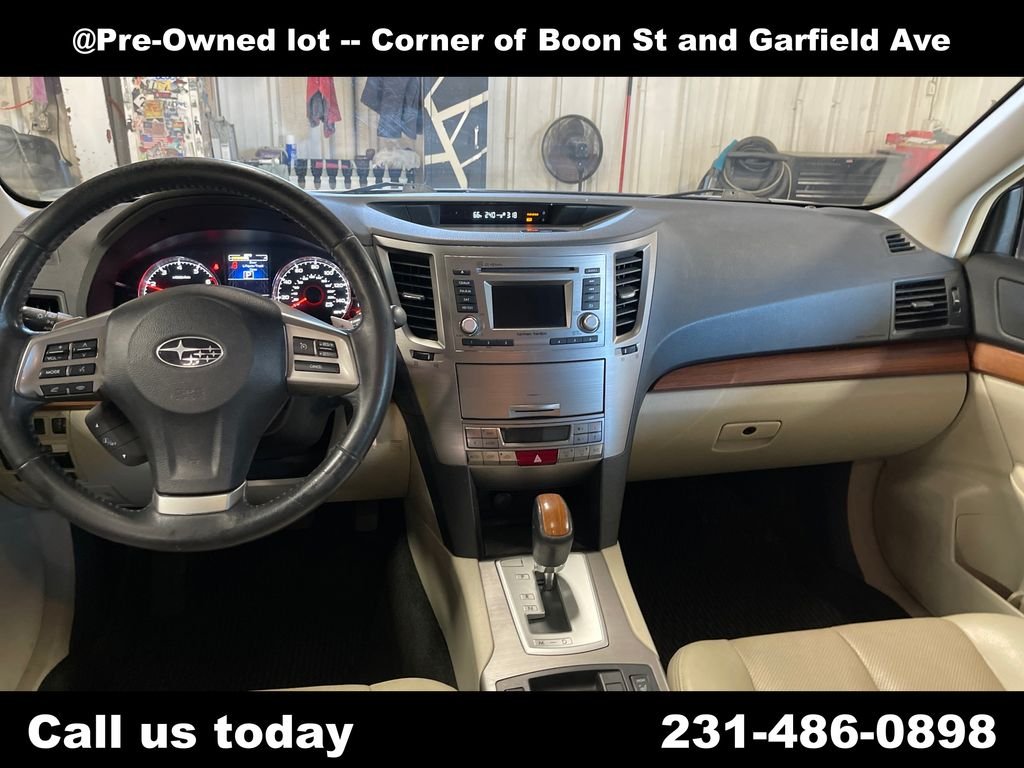 Used 2014 Blue Subaru 2.5i image 18
