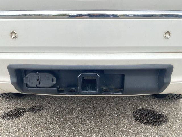 Used 2021 White Jeep Overland image 35
