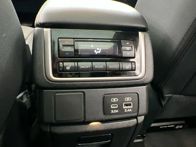 Used 2024 Brown Subaru Onyx Edition image 19