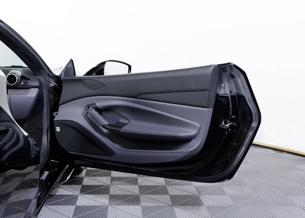 Certified Used 2022 Nero Ferrari Base image 25