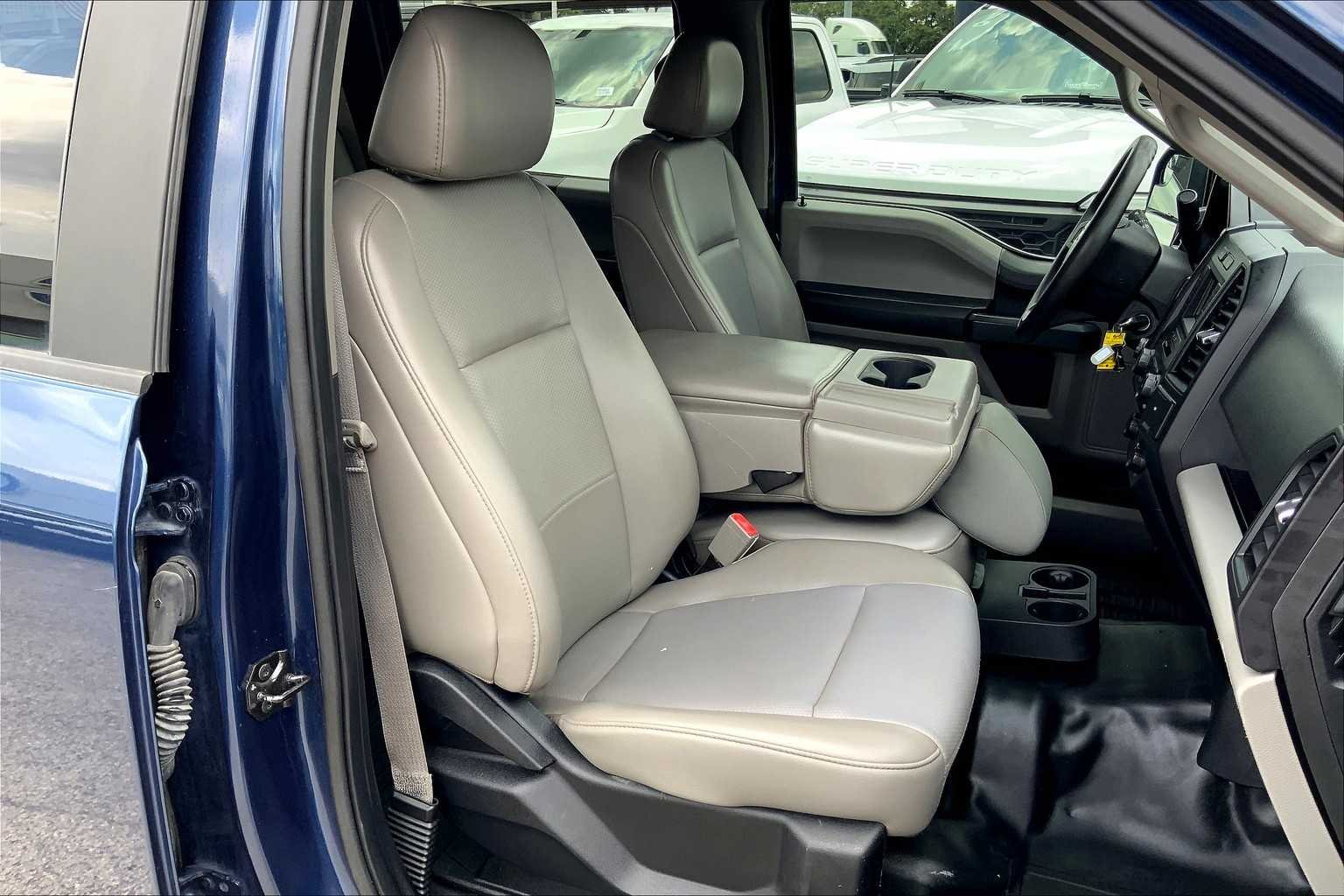 Used 2018 Blue Jeans Metallic Ford XL image 16