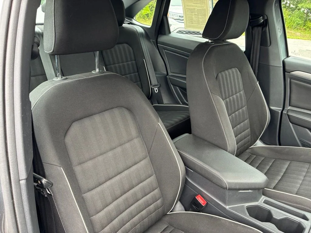 Used 2023 Gray Volkswagen 1.5T Sport image 41
