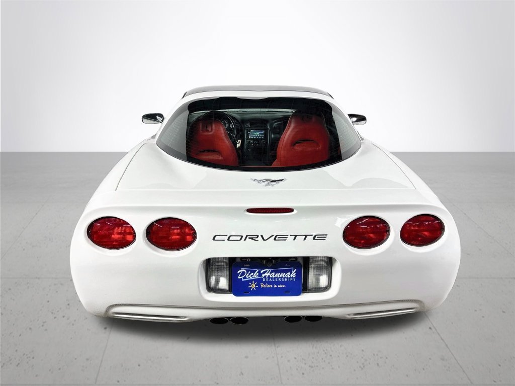 Used 2003 White Chevrolet Base image 7