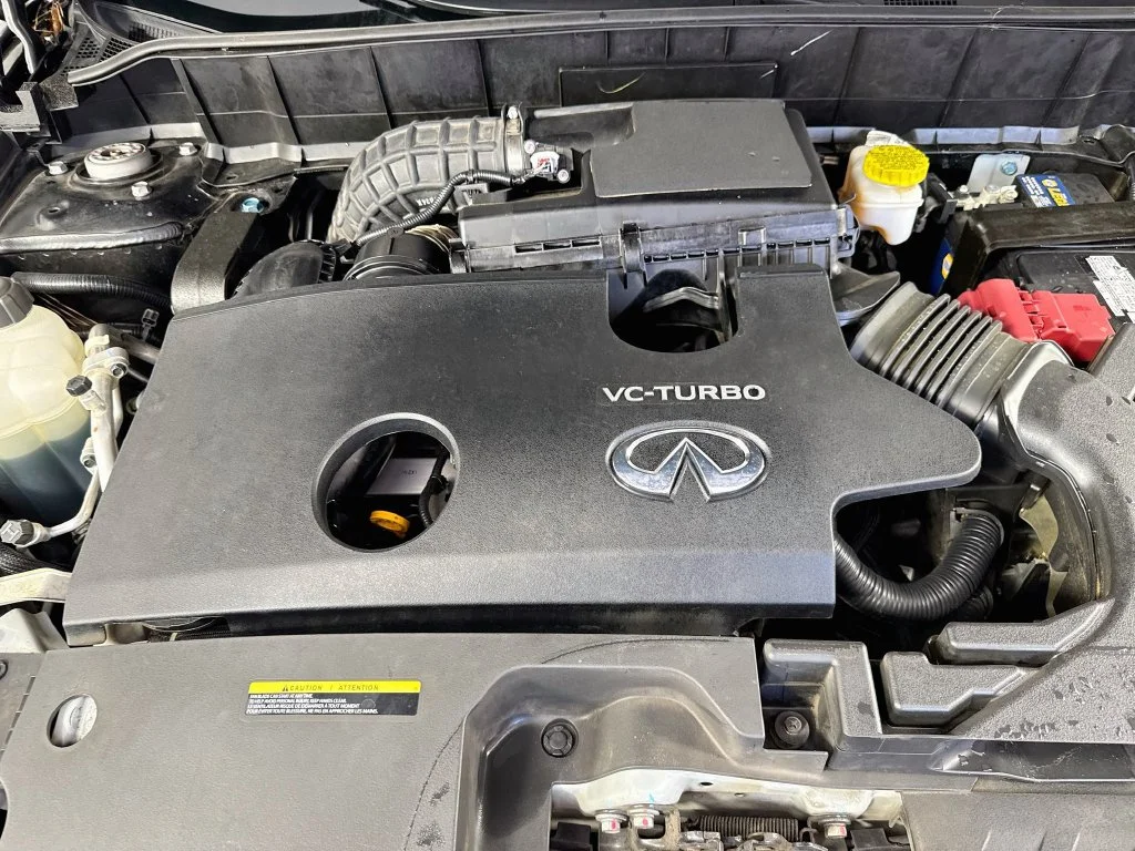 Certified Used 2022 Black INFINITI LUXE image 42