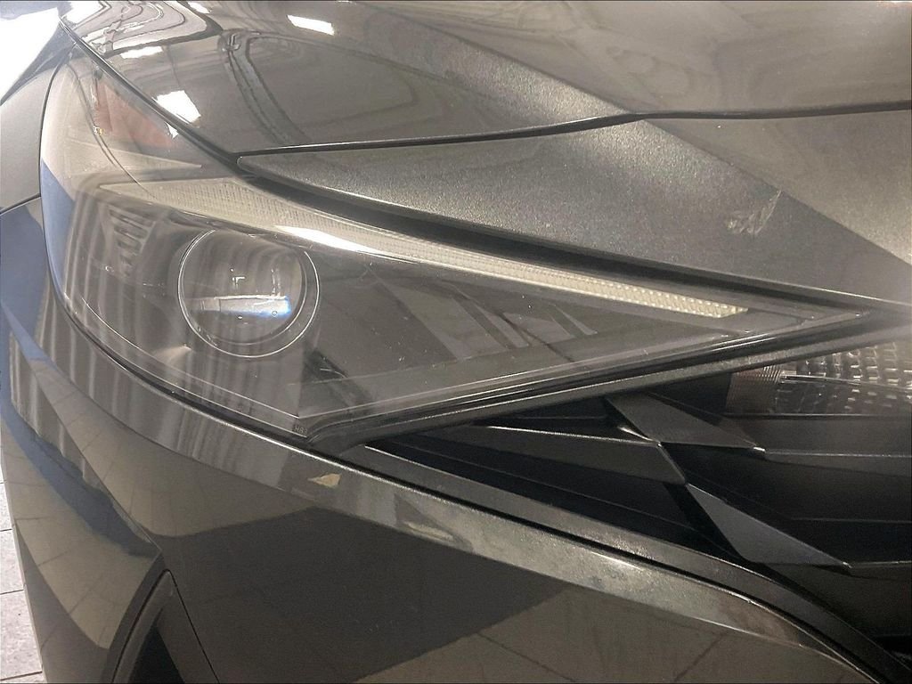 Used 2023 Gray Hyundai SEL image 32