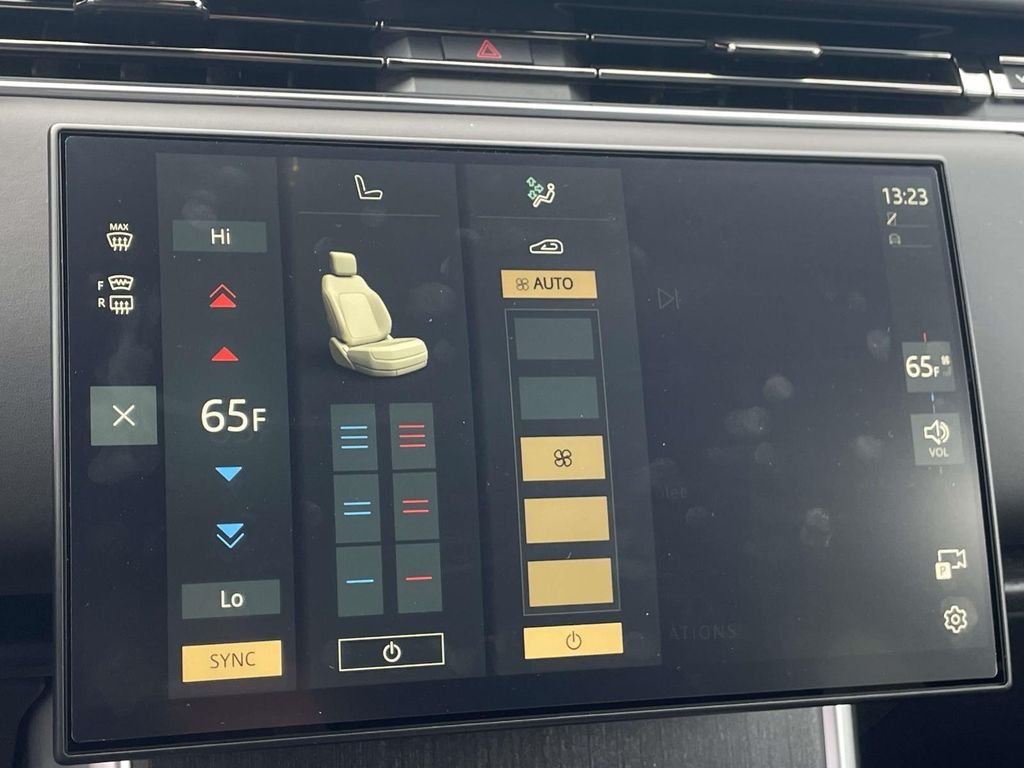 New 2026 Carpathian Grey Land Rover SE image 30