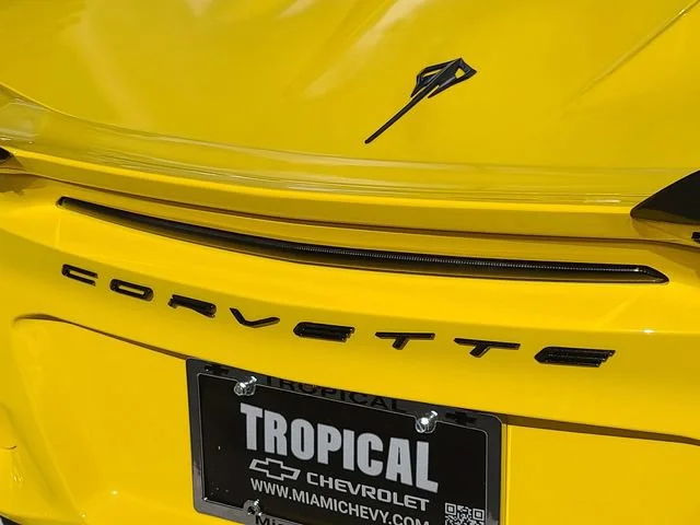 New 2025 Competition Yellow Tintcoat Metallic Chevrolet 3LZ image 9