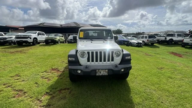 Used 2019 White Jeep Unlimited Sport image 8