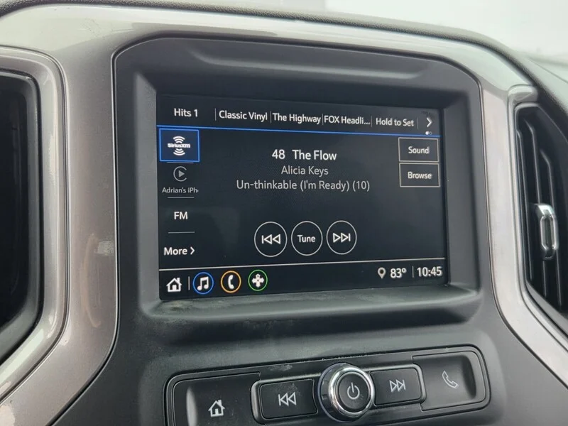Used 2022 Summit White CHEVROLET CUSTOM image 20