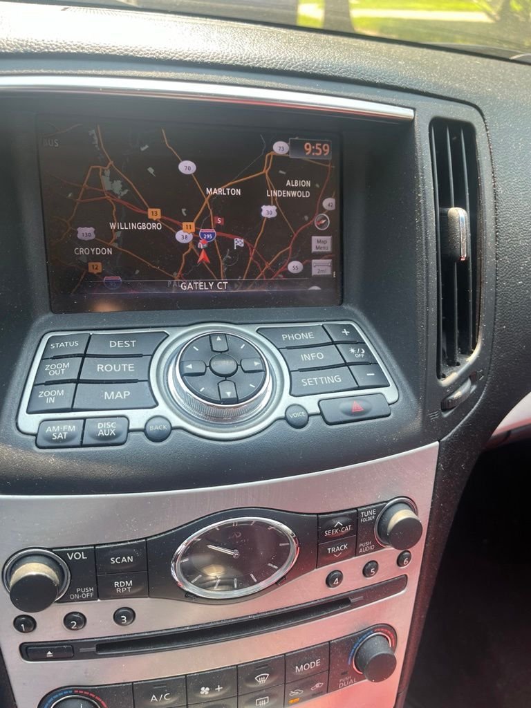 Used 2011 Malbec Black INFINITI IPL image 5