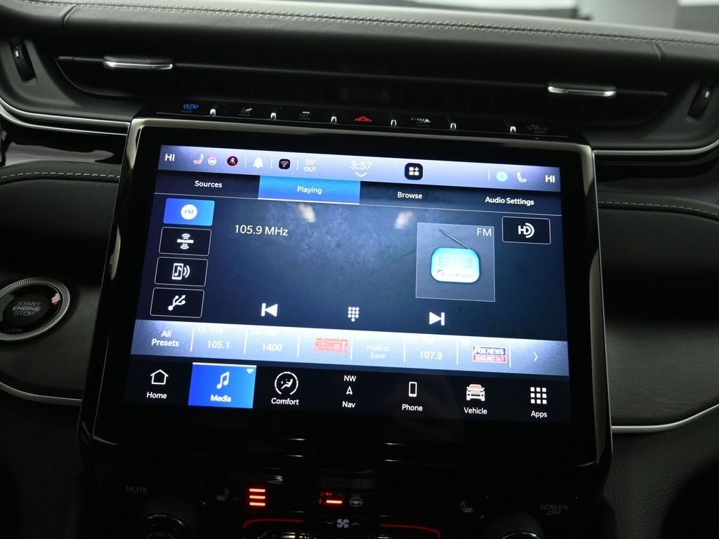 2022 JEEP GRAND CHEROKEE - Image 12