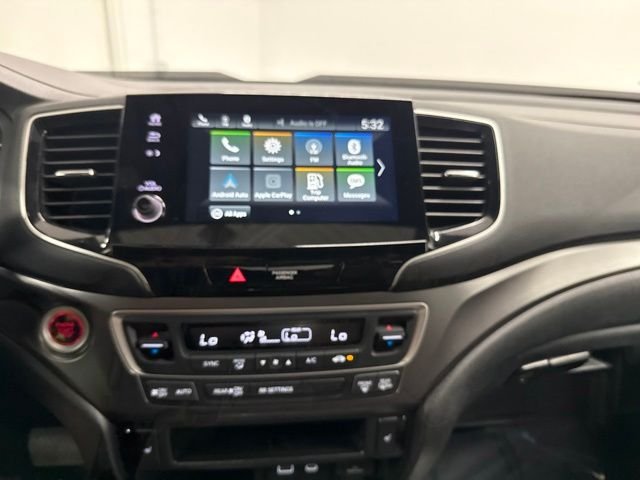 Used 2025 Red Honda EX-L image 32