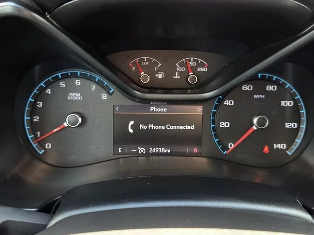 Used 2021 Gray Chevrolet Z71 image 26