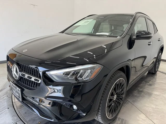 New 2026 Cosmos Black Metallic Mercedes-Benz GLA 250 image 31