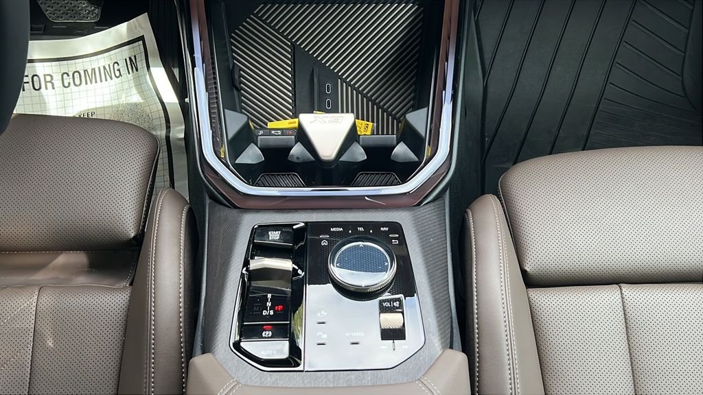 2025 BMW X3 30 - Photo 15