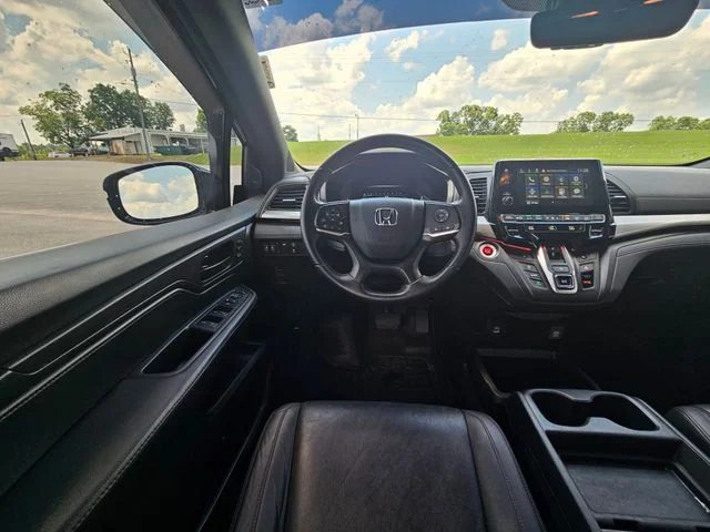 Used 2023  Honda Sport image 13