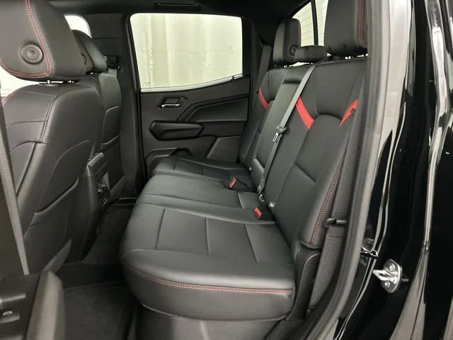 Used 2026  Chevrolet Z71 image 23
