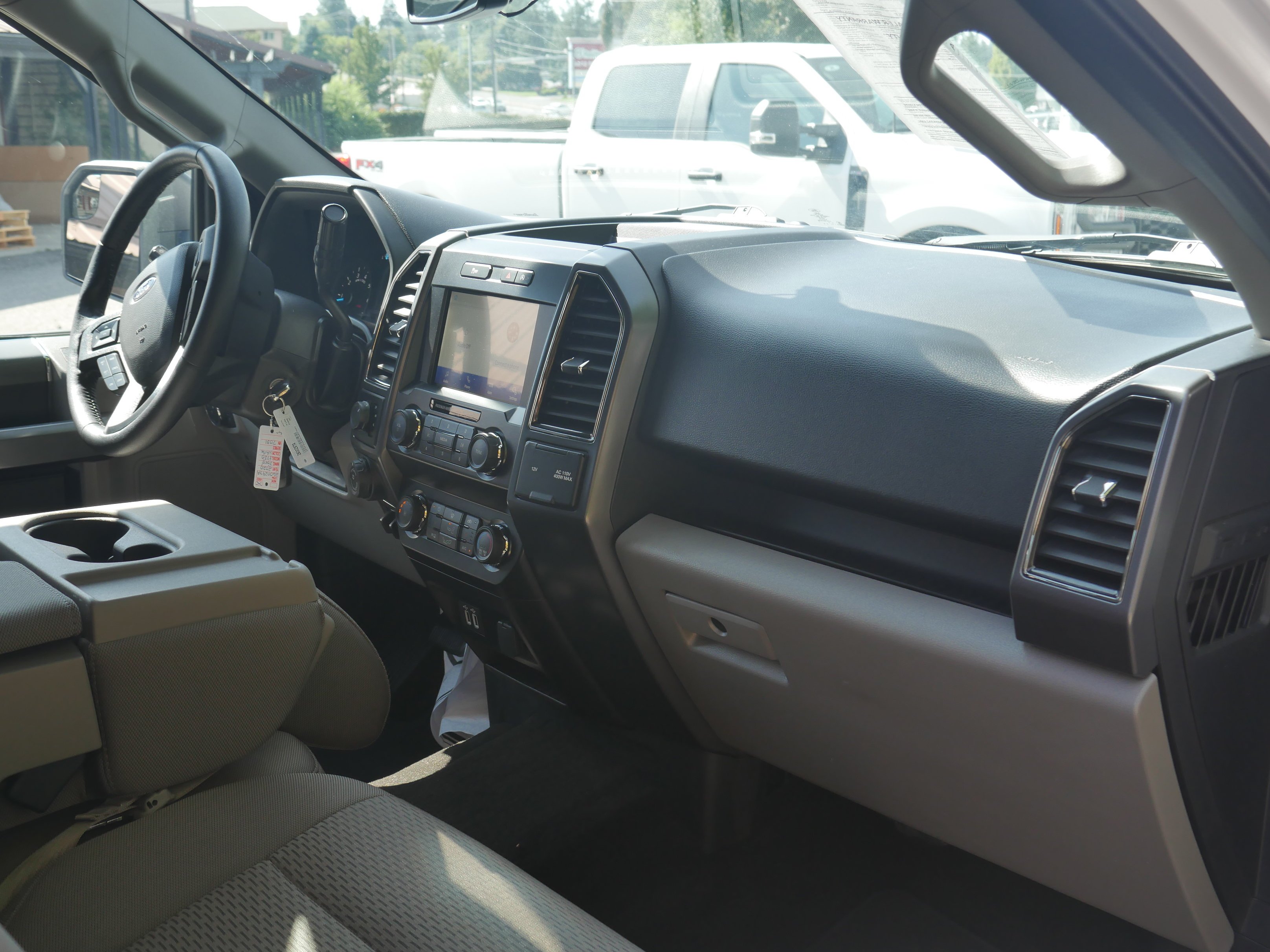 Used 2020 Oxford White Ford XLT image 27