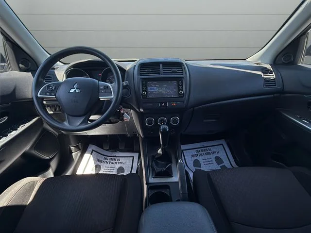 Used 2018 Gray Mitsubishi  image 14