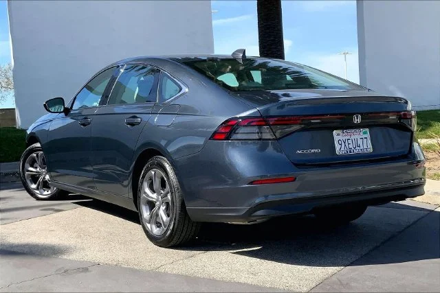 Used 2024  Honda EX image 12