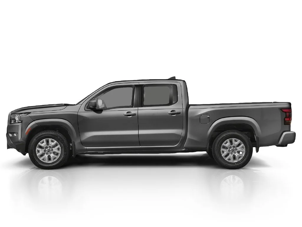 Used 2023 Gray Nissan SV image 3