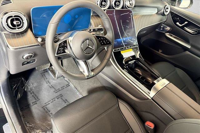 New 2026 Black Mercedes-Benz GLC 300 image 39