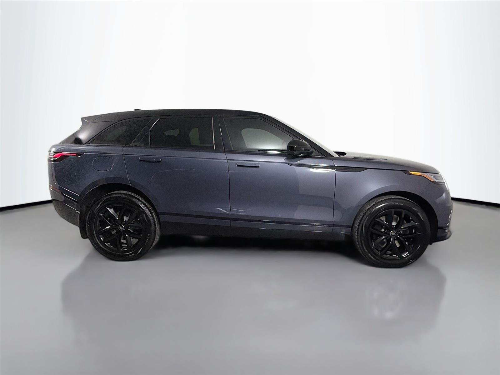 New 2026 Varesine Blue LAND ROVER Belgravia Edition P250 image 4