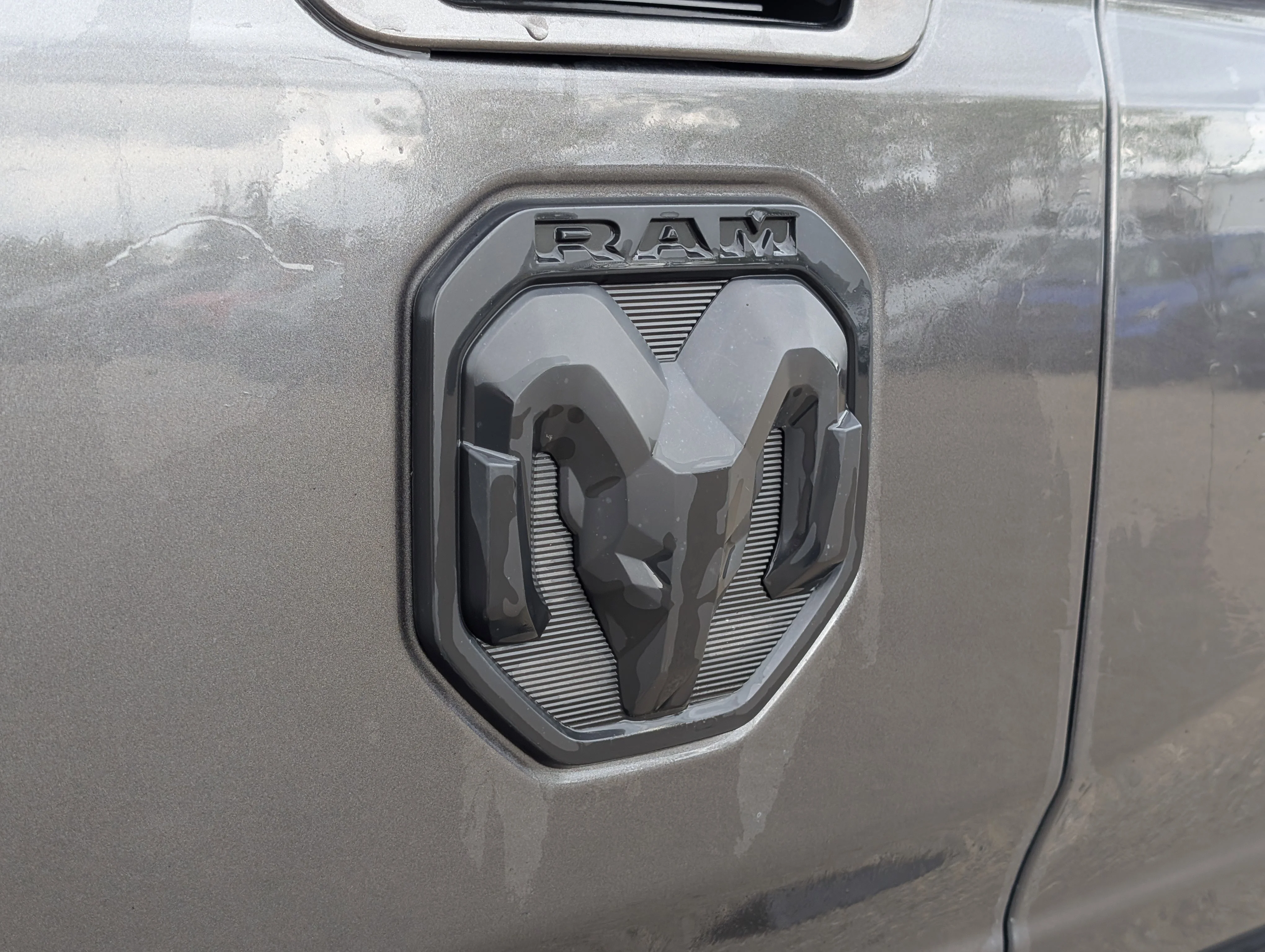 Used 2020 Granite Crystal Metallic Ram Sport image 6