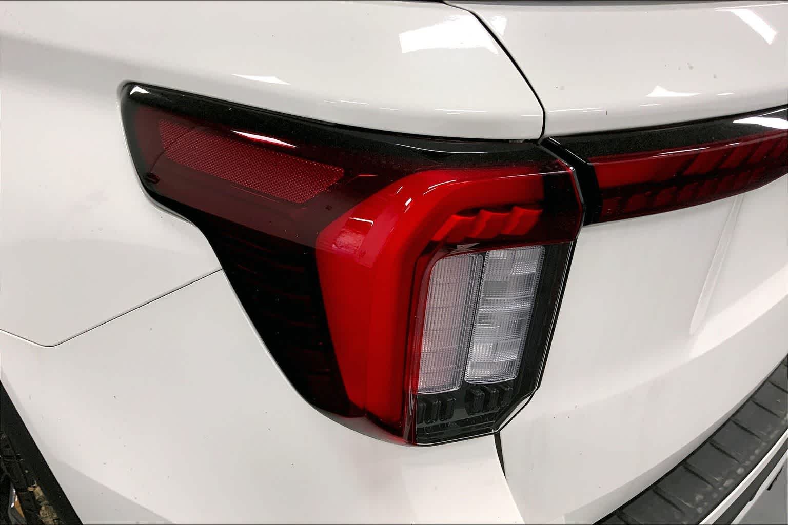 New 2026 Star White Metallic Tri-Coat Ford Tremor® image 14