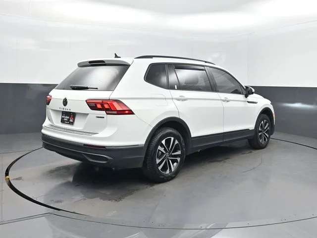 Used 2022 White Volkswagen 2.0T S image 38