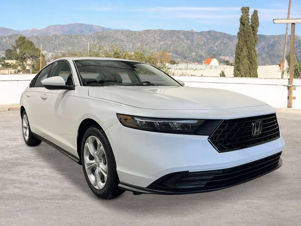 New 2026 Platinum White Pearl Honda LX image 8