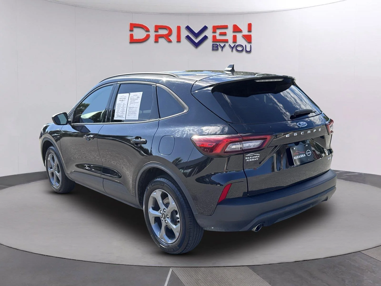 Used 2025 Agate Black Ford ST-Line image 5