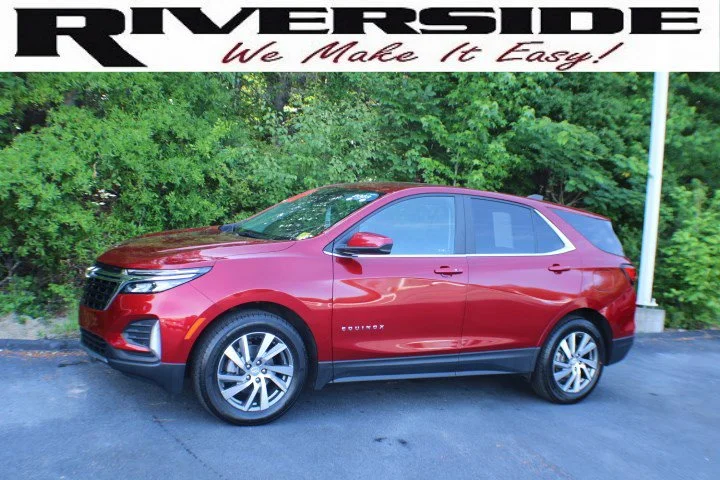 Used 2023 Radiant Red Tintcoat Chevrolet LT image 4