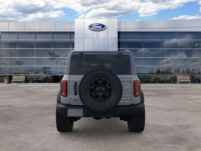 New 2026 Avalanche Gray Ford Badlands® image 18