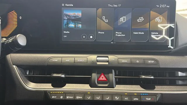 Certified Used 2025 Gray Kia LXS image 19