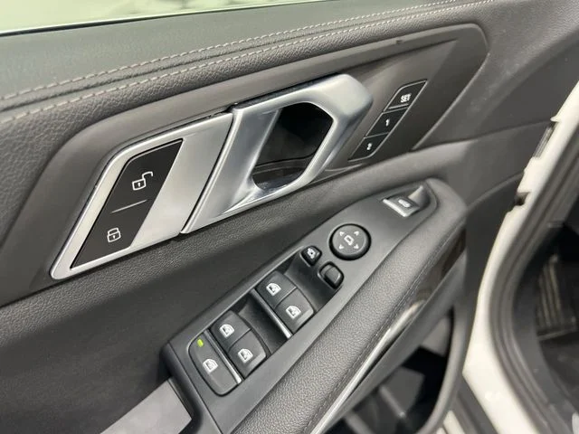 Certified Used 2021 White BMW xDrive40i image 22