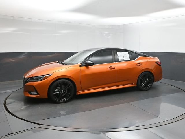 Used 2022 Orange Nissan SR image 29