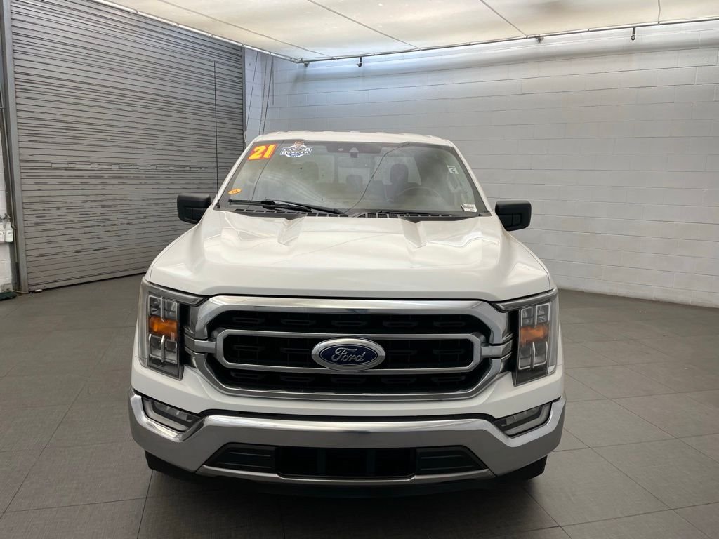 Used 2021 White Ford XLT image 3