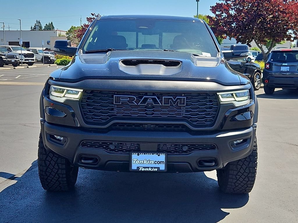 New 2026 Diamond Black Crystal Pearl-Coat Exterior Paint RAM RHO image 9