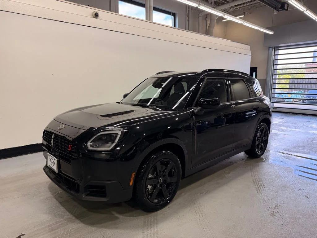 2027 MINI Countryman's photo