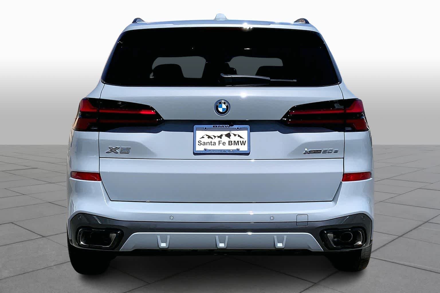 New 2026 Brooklyn Grey Metallic BMW xDrive50e image 4