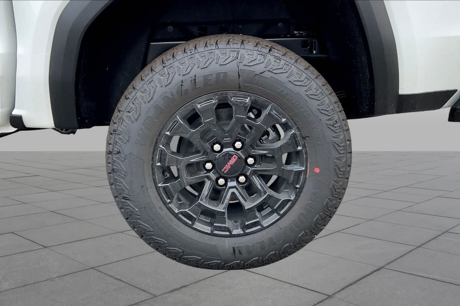 2026 GMC Canyon Elevation - Photo 11